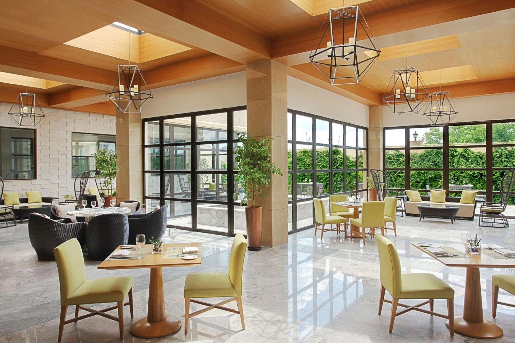 Hilton Duşanbe Dış mekan fotoğraf