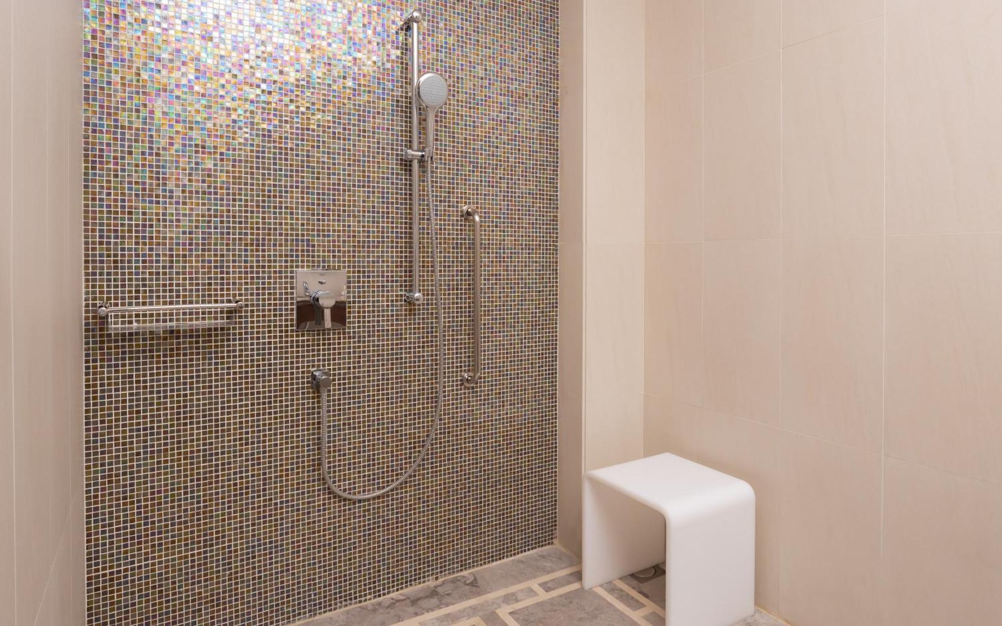 Hilton Duşanbe Dış mekan fotoğraf