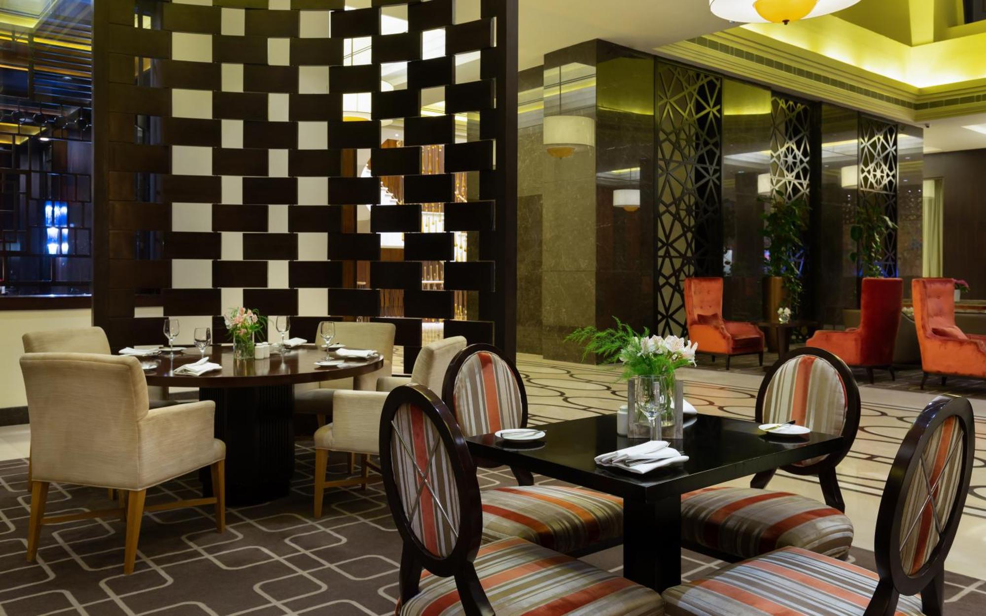 Hilton Duşanbe Dış mekan fotoğraf
