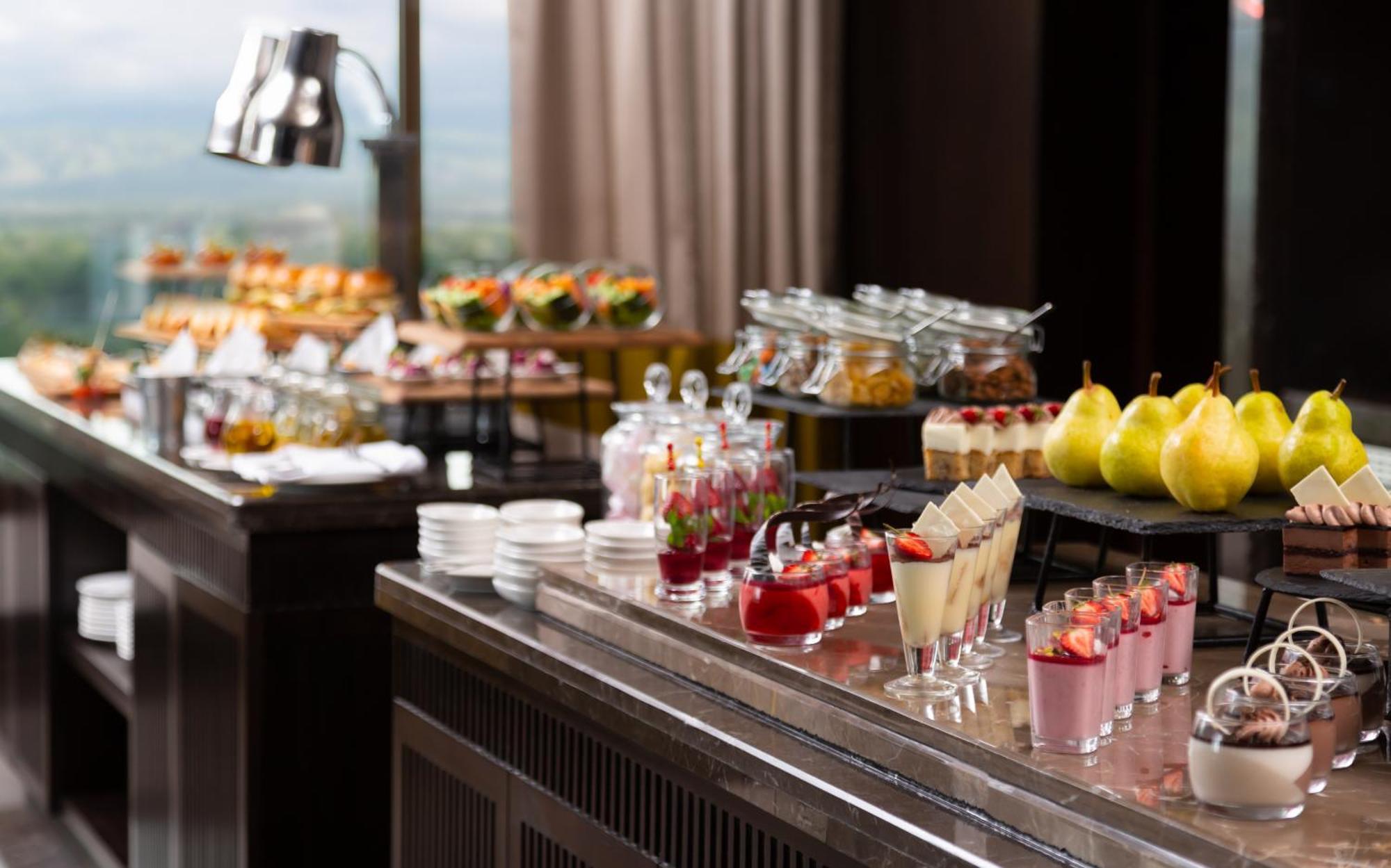 Hilton Duşanbe Dış mekan fotoğraf